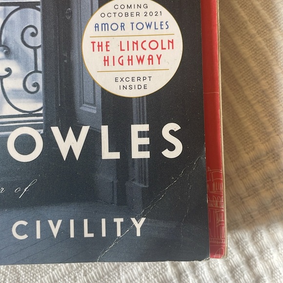 📚 3/20$ 📚 A Gentleman in Moscow - Amor Towles - Picture 2 of 5